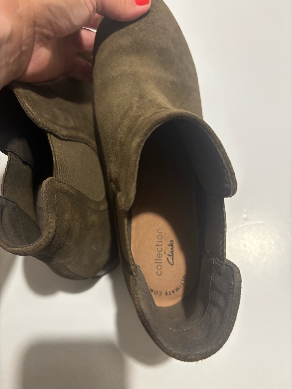 Clarks Kids Olive Green Suede Slip-On Booties